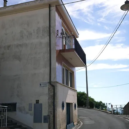 Hostdomus - Brezza Marina House Hébergement de vacances Alassio