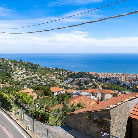 Hostdomus - Brezza Marina House * Alassio