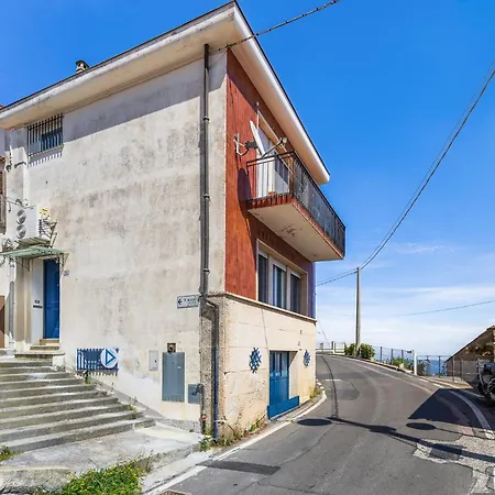 Hostdomus - Brezza Marina House Tatil Evi Alassio